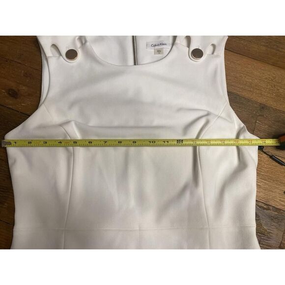 Calvin Klein size 10 NWT White Sleeveless Round Neck Back Zip Sheath Dress - Picture 2 of 13